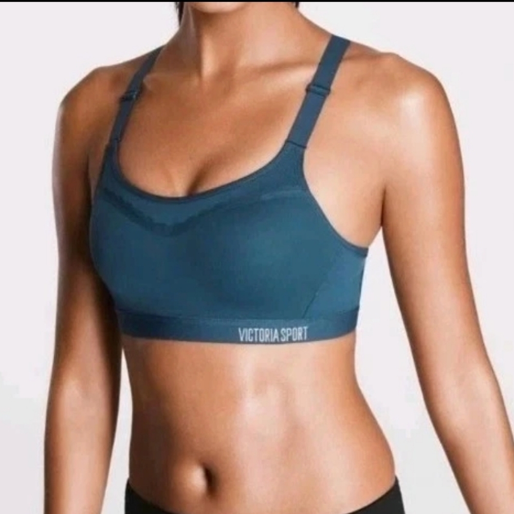 Victoria's Secret Green Incredible Lightweight Max Sport Bra Size 38DDD